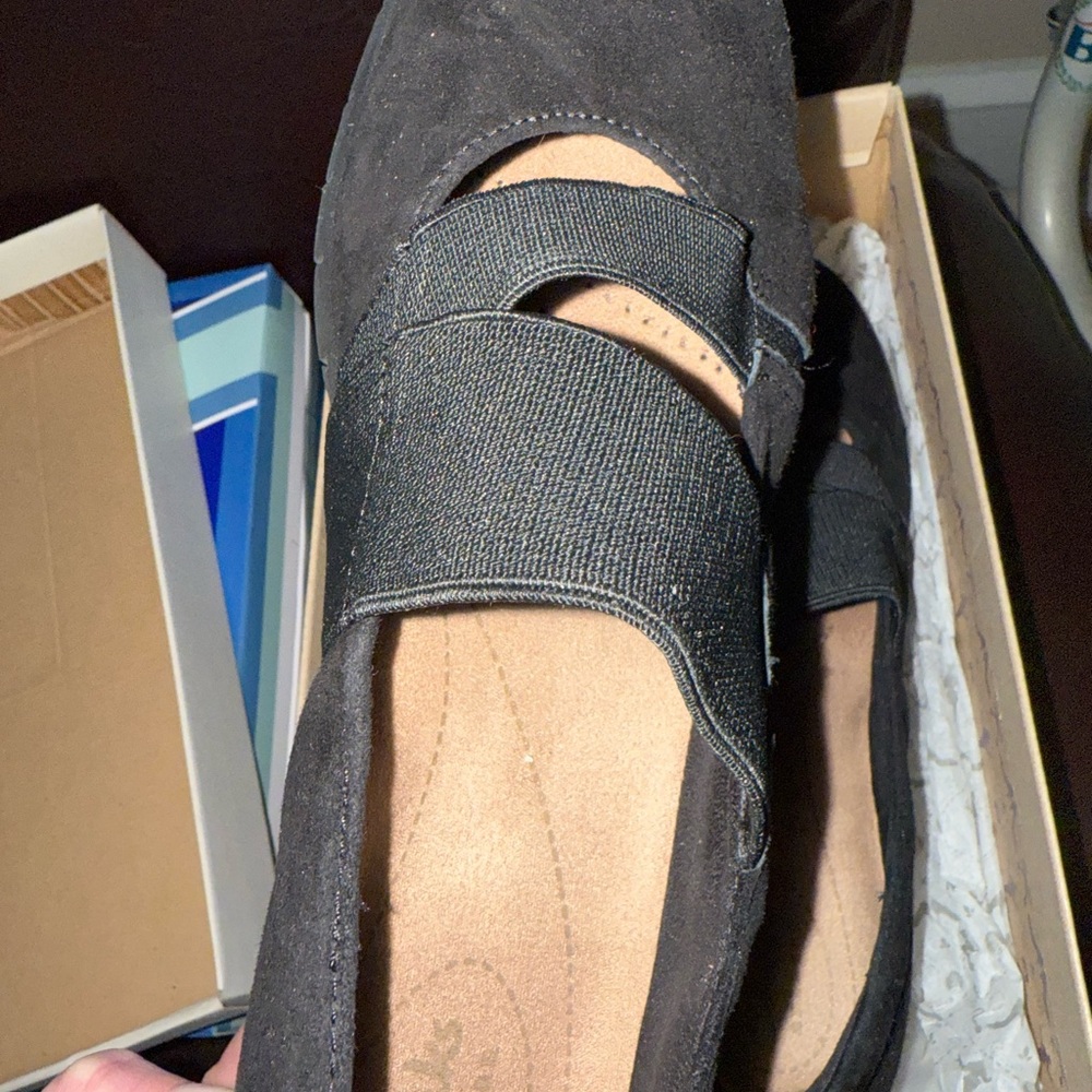 Clarks Women's Black Flats with Elastic Straps